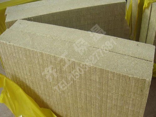 齊工保溫集團(tuán)巖棉板的特性 齊工保溫集團(tuán)巖棉板的特性